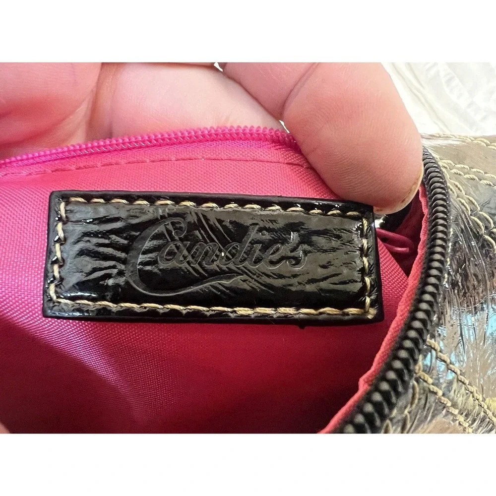 Vtg Y2K Candie's Black Faux Patent Leather Purse Contrast‎ Silver Chain Handle